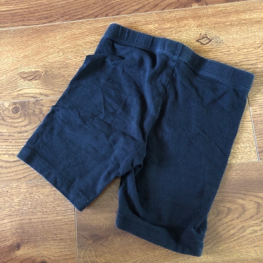 Wonder Nation black bike shorts in size S (6-6x)